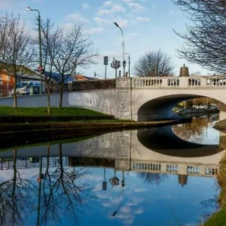 Dublin Room Дублин